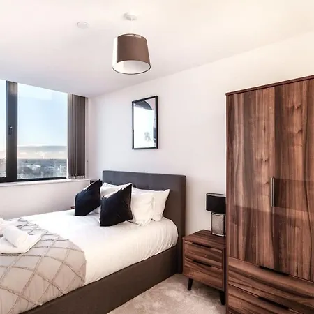 Stayzeni, Alexandra Rise Manchester 2 Bed Flat Exterior photo