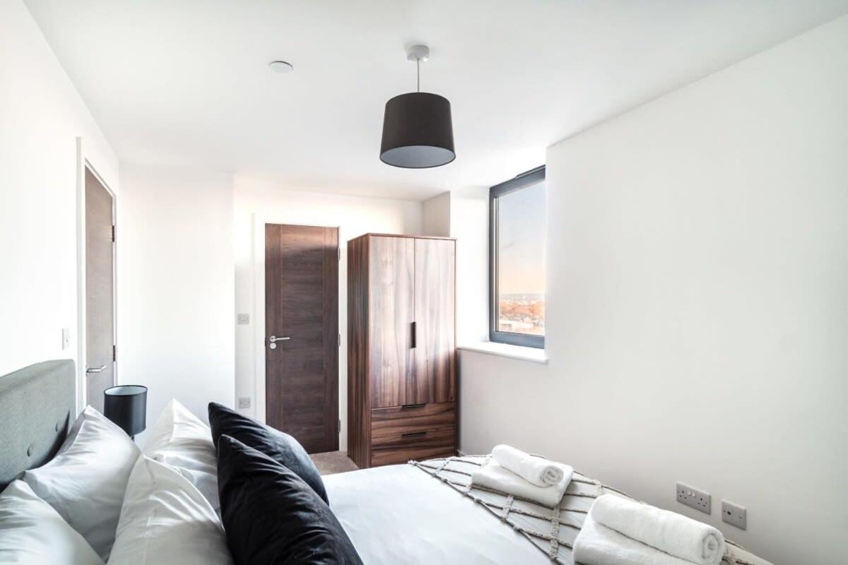 Stayzeni, Alexandra Rise 2 Bed Flat