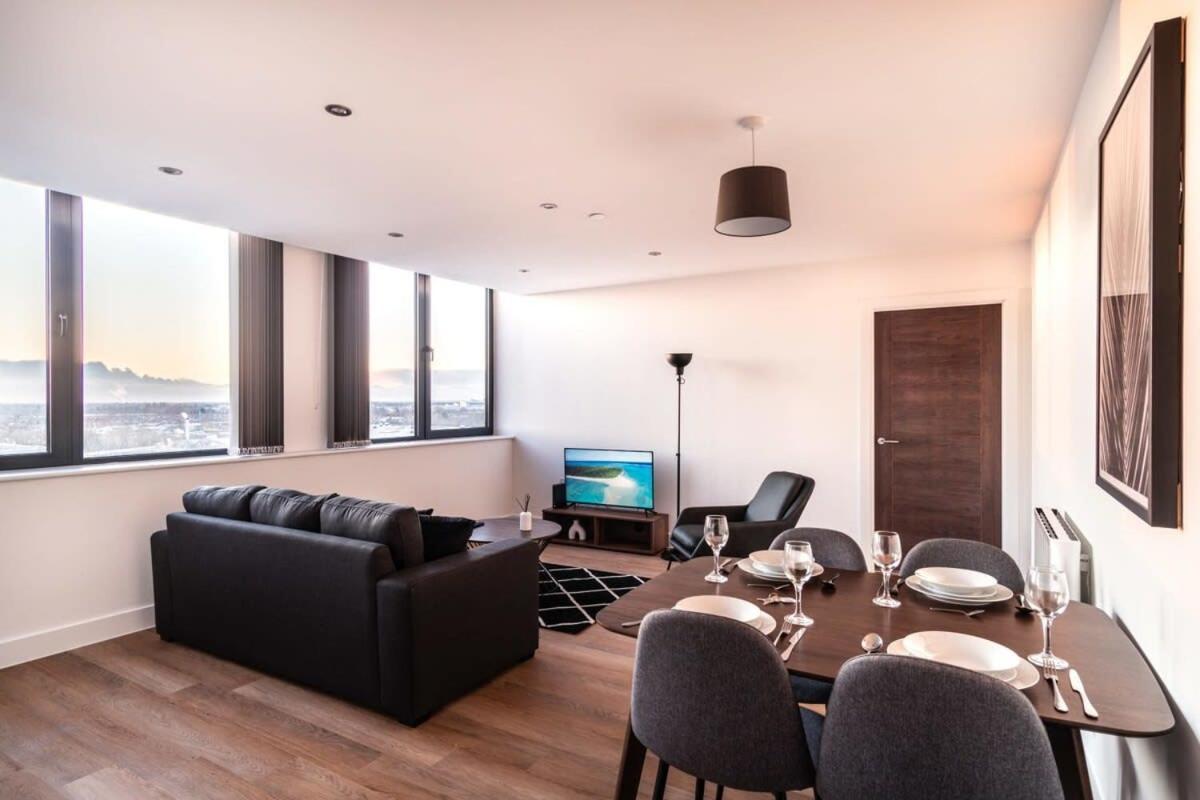 Stayzeni, Alexandra Rise 2 Bed Flat Apartment Manchester