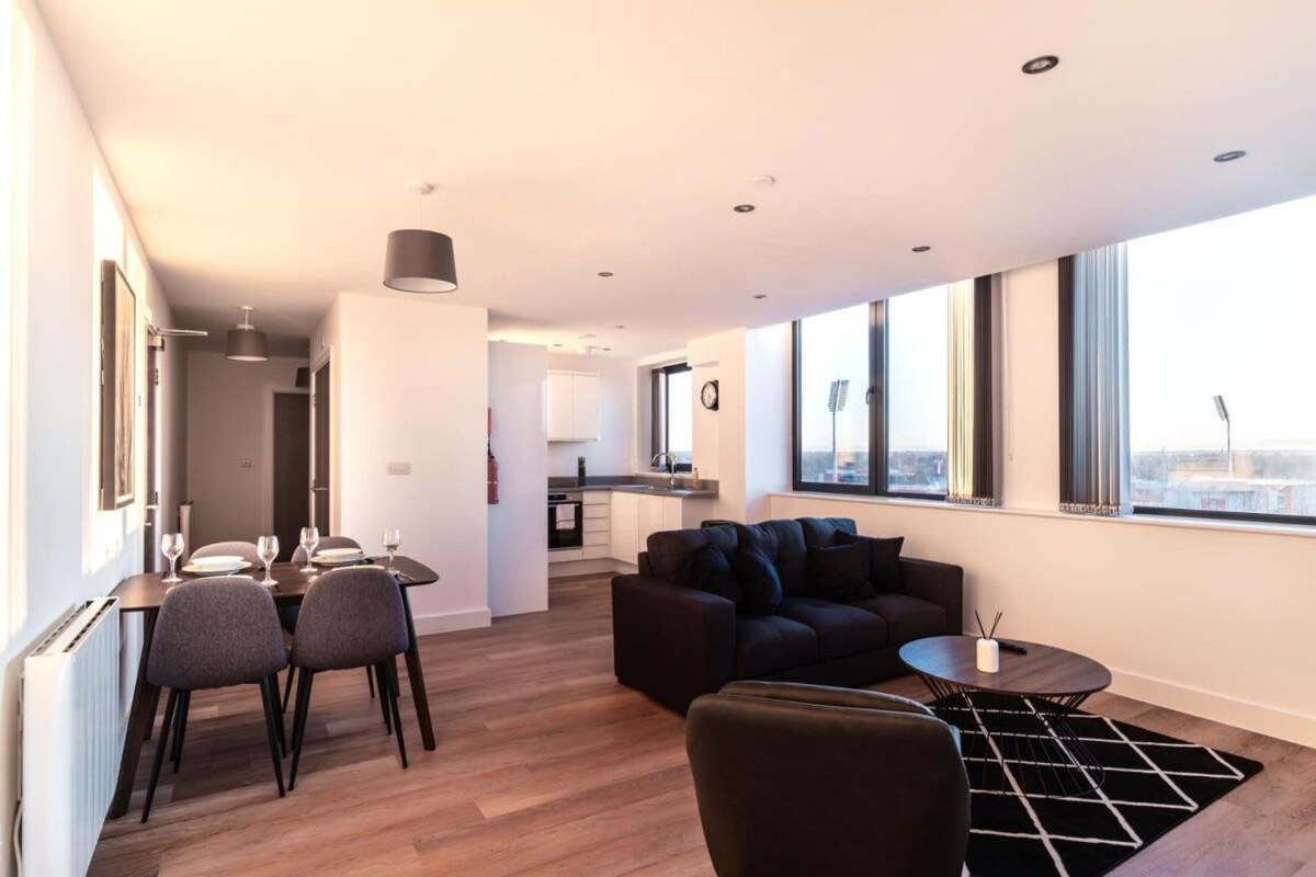 Stayzeni, Alexandra Rise 2 Bed Flat